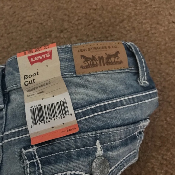 Jeans - Picture 3 of 4